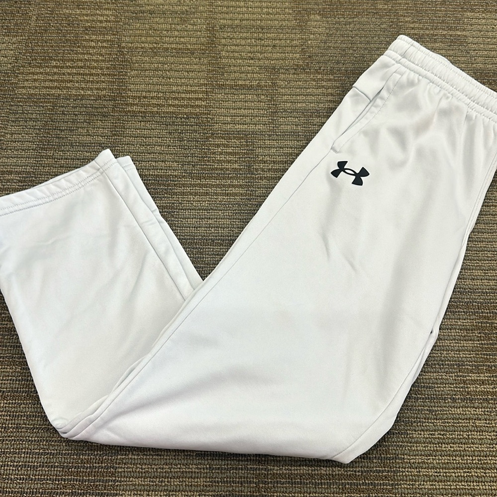 Youth XL UA athletic pants